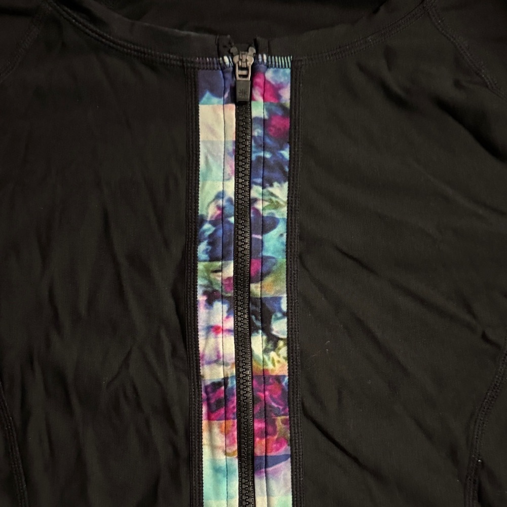 Athleta Rash Guard Swim Top - Picture 5 of 7